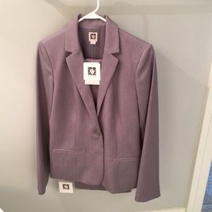Women’s light grey suit